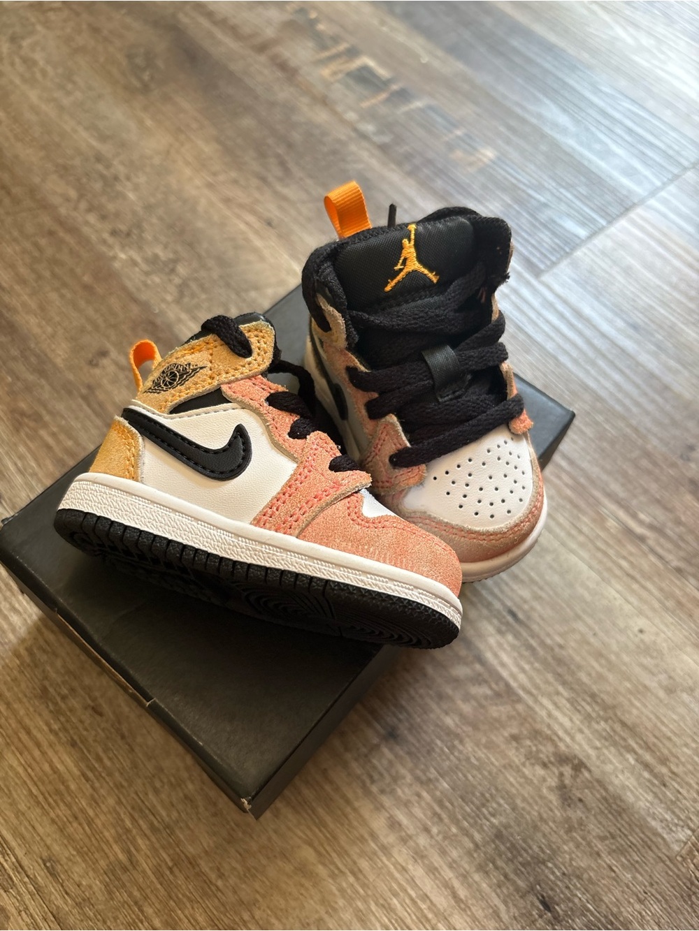Jordan one’s baby Black & Yellow-Orange